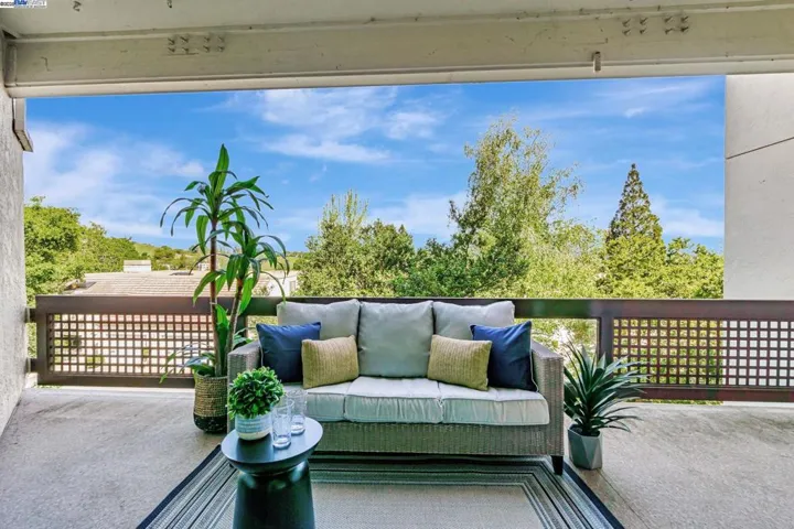 3324 Ptarmigan Dr 2a, Walnut Creek, California 94595