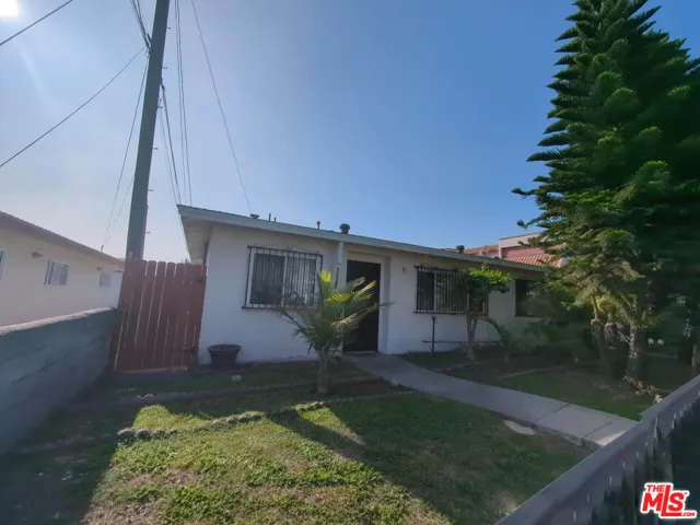 Unit 11104 Front