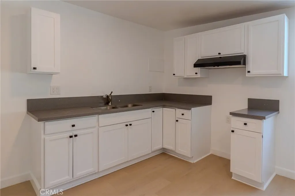 11917 Burton Street, North Hollywood, California 91605 home-pic-21