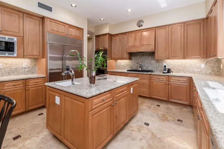 1353 Mallard Court, Carlsbad, California 92011