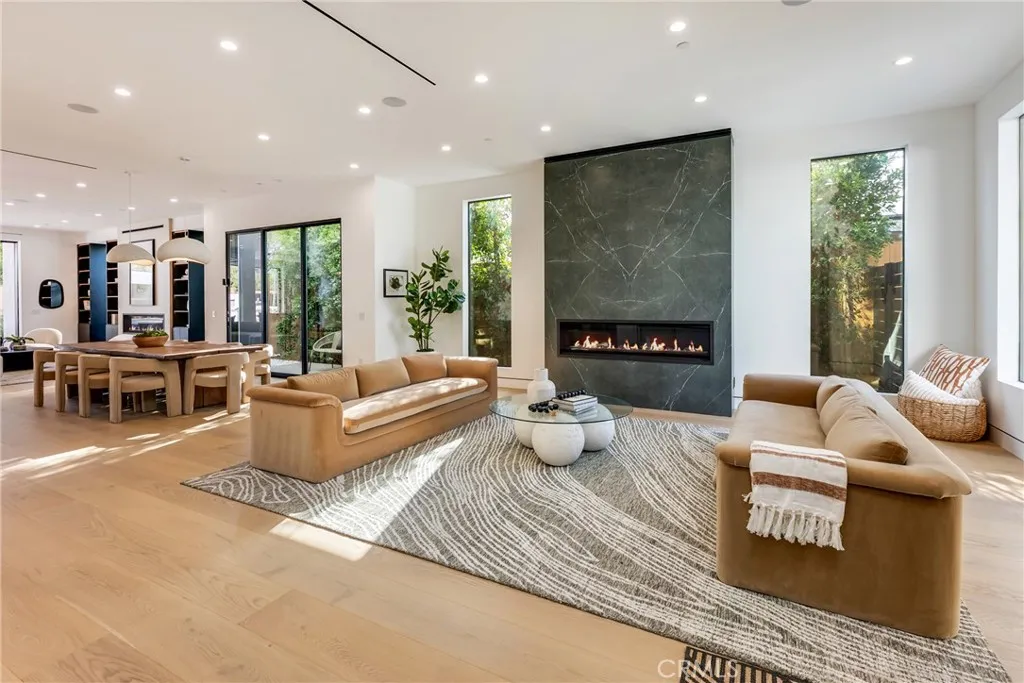 22930 Dolorosa Street, Woodland Hills, California 91367 home-pic-14