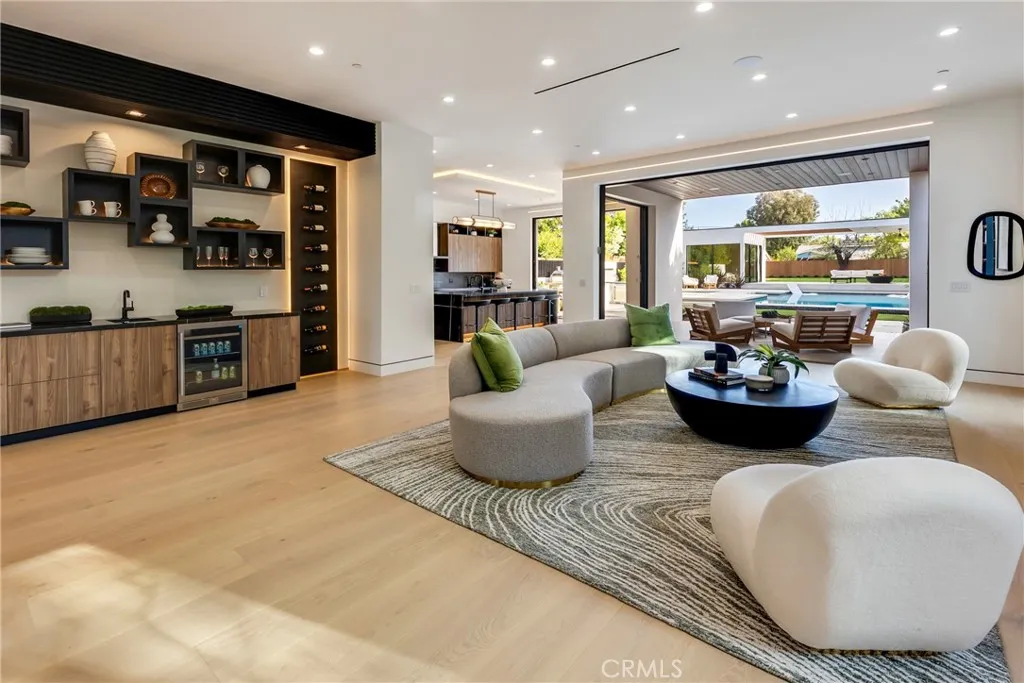 22930 Dolorosa Street, Woodland Hills, California 91367 home-pic-24