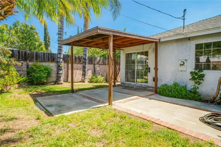 19739 Bassett Street, Winnetka, California 91306