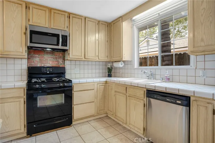 19739 Bassett Street, Winnetka, California 91306