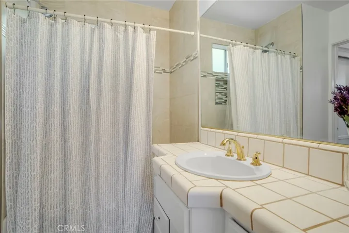 19739 Bassett Street, Winnetka, California 91306