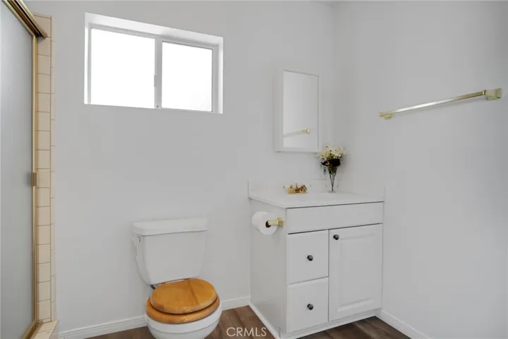 19739 Bassett Street, Winnetka, California 91306