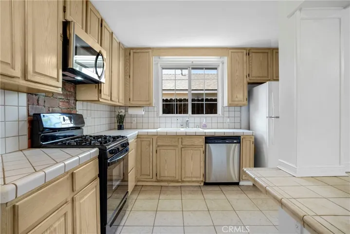 19739 Bassett Street, Winnetka, California 91306