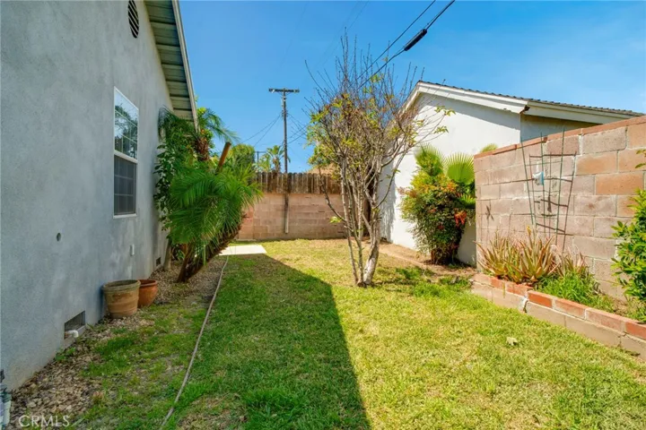 19739 Bassett Street, Winnetka, California 91306