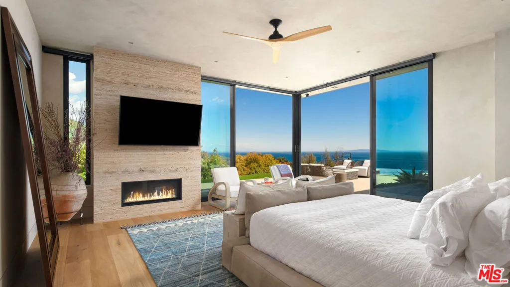 3881 Puerco Canyon Road, Malibu, California 90265 home-pic-29