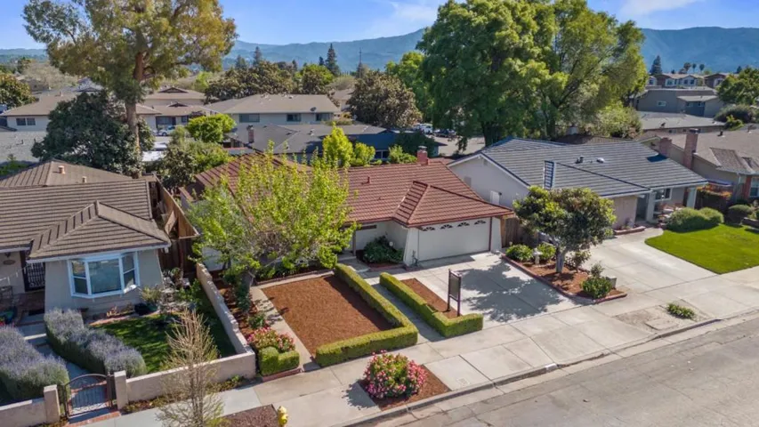 874 Knollfield Way, San Jose, California 95136