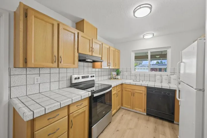 874 Knollfield Way, San Jose, California 95136
