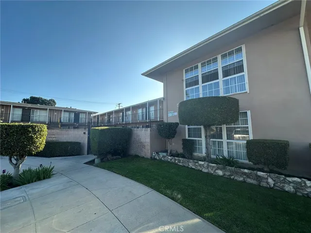 520 E Adams Street, Long Beach, California 90805