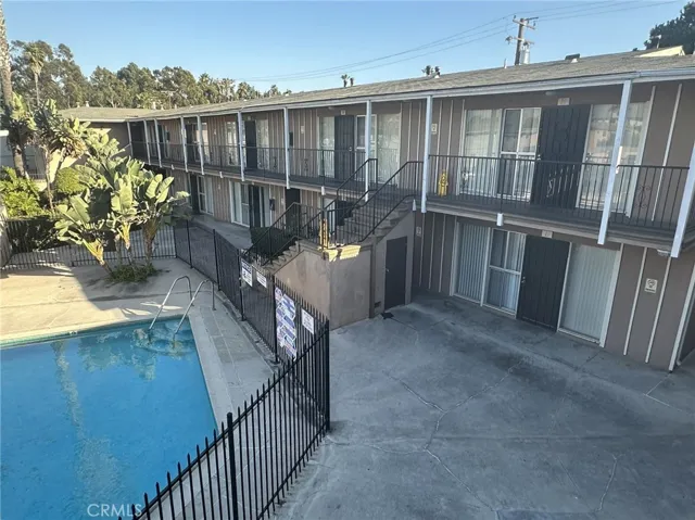 520 E Adams Street, Long Beach, California 90805