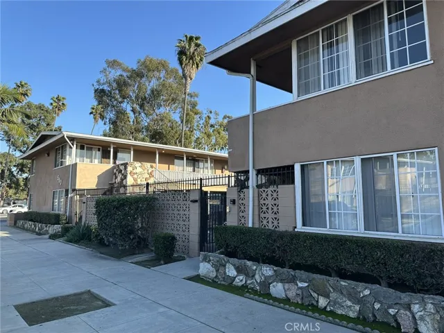 560 E Adams Street, Long Beach, California 90805