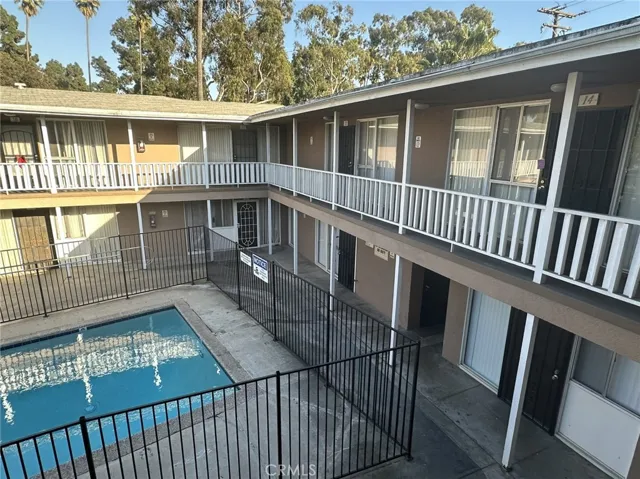 560 E Adams Street, Long Beach, California 90805