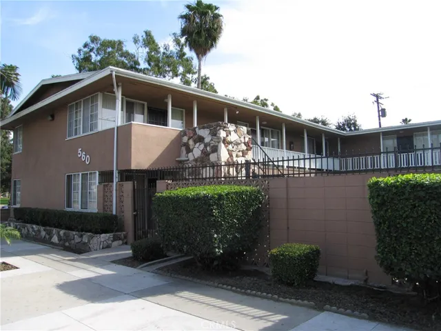 560 E Adams Street, Long Beach, California 90805