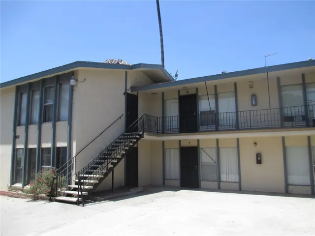 541 E 64th Street, Long Beach, California 90805