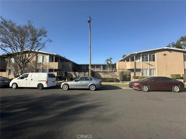 555 E Adams Street, Long Beach, California 90805
