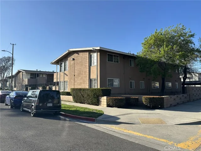 555 E Adams Street, Long Beach, California 90805