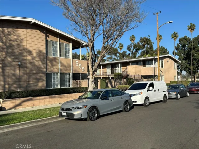 555 E Adams Street, Long Beach, California 90805