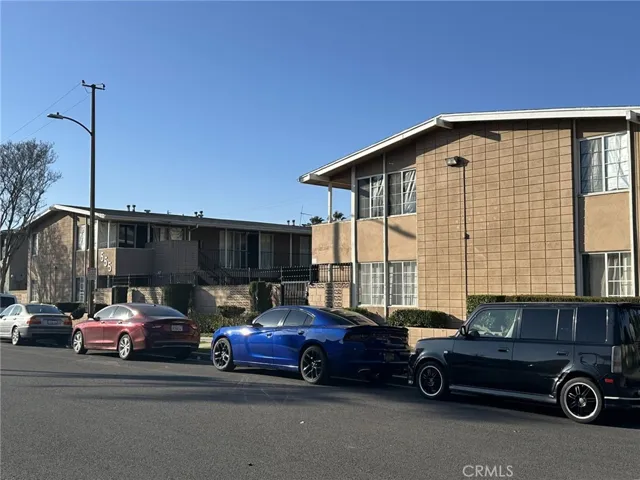 555 E Adams Street, Long Beach, California 90805