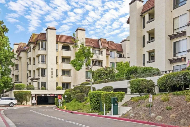 5805 Friars Road 2202, San Diego, California 92110