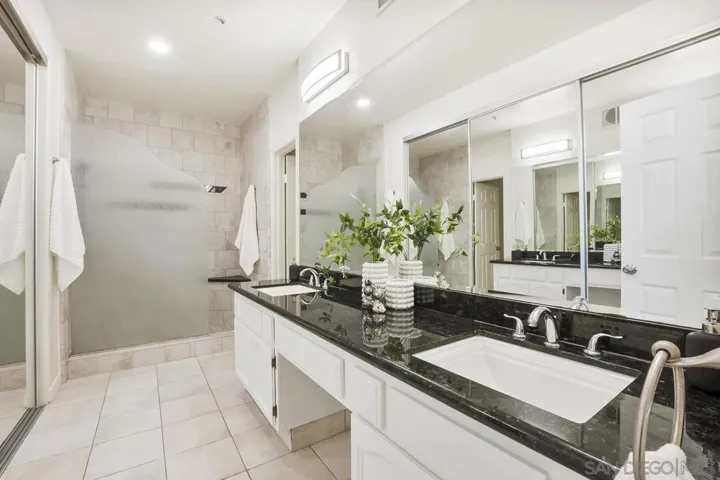 5805 Friars Road 2202, San Diego, California 92110