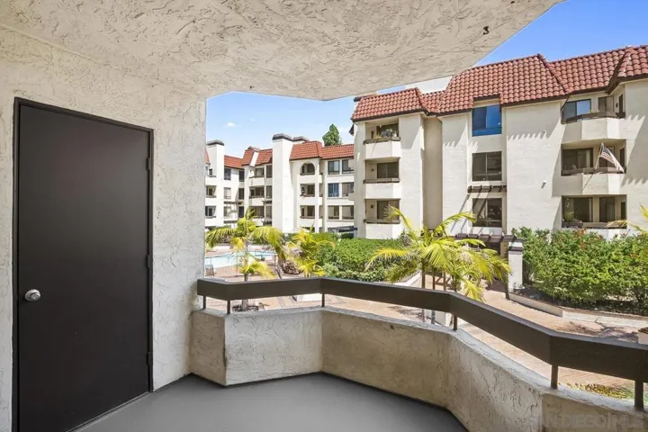 5805 Friars Road 2202, San Diego, California 92110