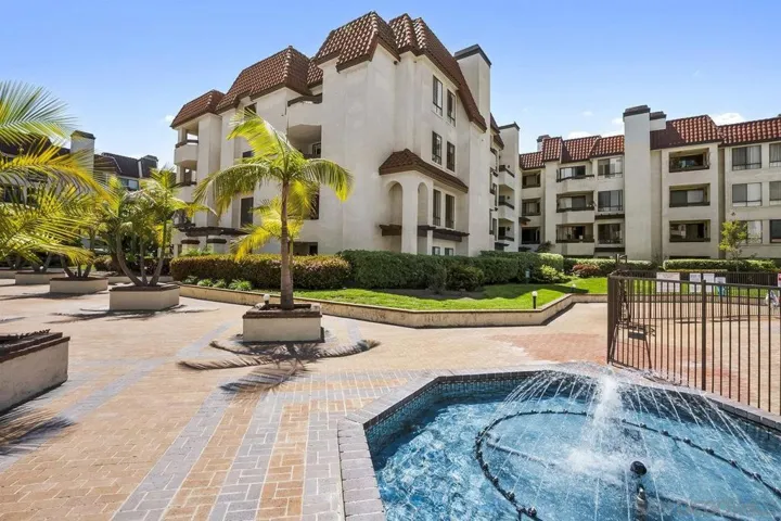5805 Friars Road 2202, San Diego, California 92110