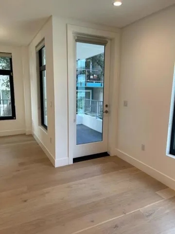 doortobalcony