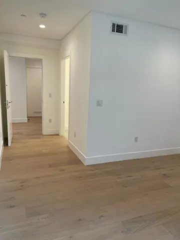 Masterbedroomout