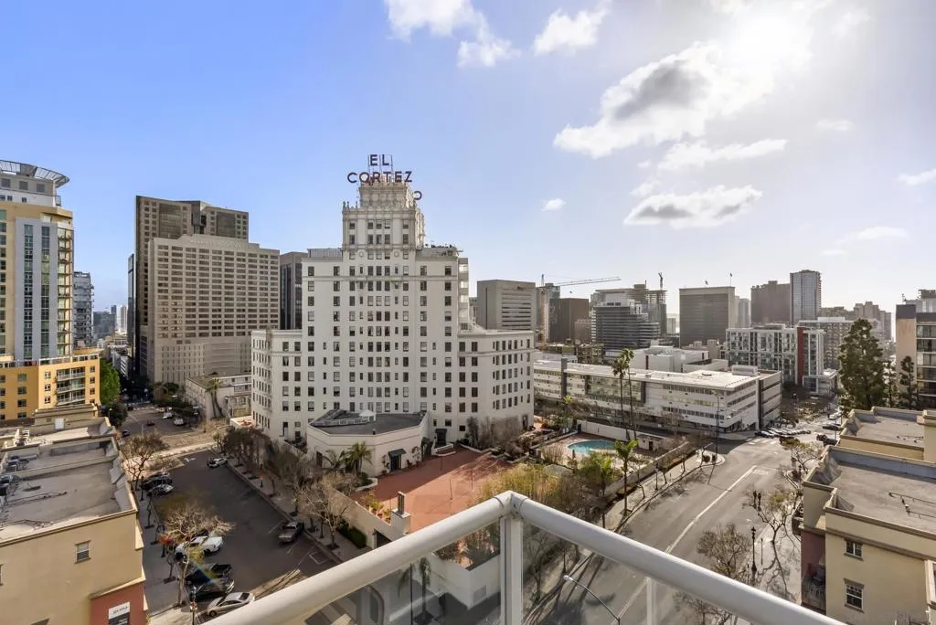 850 Beech St 1205, San Diego, California 92101 home-pic-19