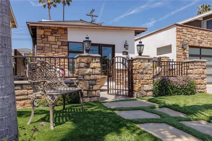 226 Avenida Monterey, San Clemente, California 92672