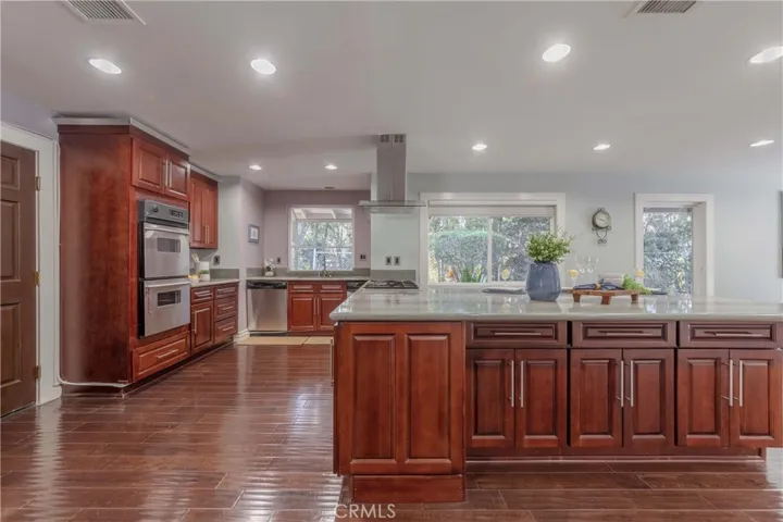850 Rancho Circle, Fullerton, California 92835