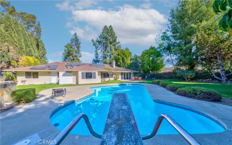 850 Rancho Circle, Fullerton, California 92835