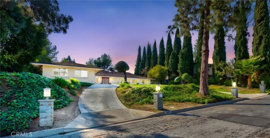 850 Rancho Circle, Fullerton, California 92835