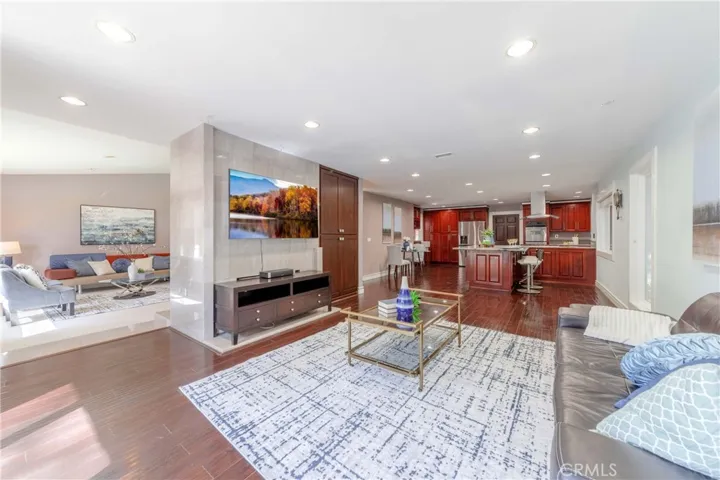 850 Rancho Circle, Fullerton, California 92835