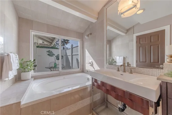 850 Rancho Circle, Fullerton, California 92835