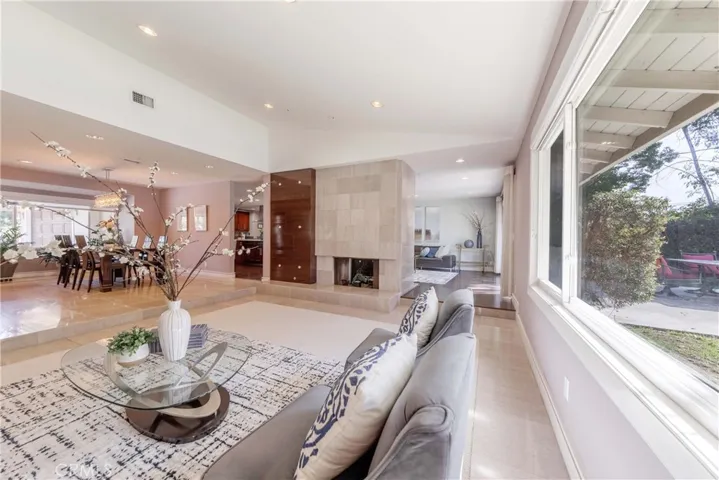 850 Rancho Circle, Fullerton, California 92835