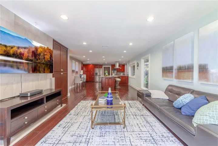 850 Rancho Circle, Fullerton, California 92835