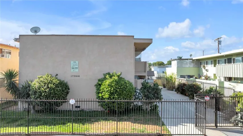 17944 Schoenborn Street, Northridge, California 91325