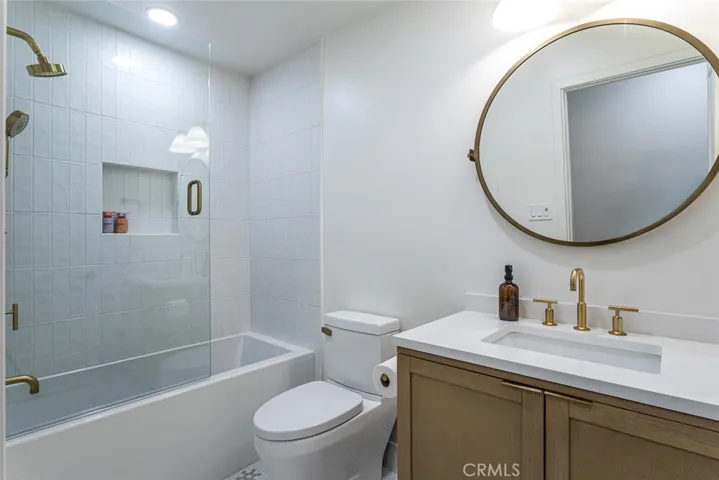 12592 Singing Wood Drive, Santa Ana, California 92705