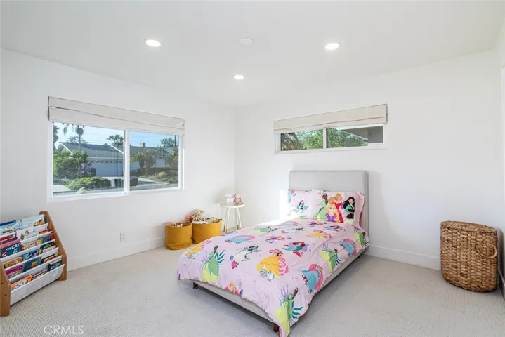 12592 Singing Wood Drive, Santa Ana, California 92705