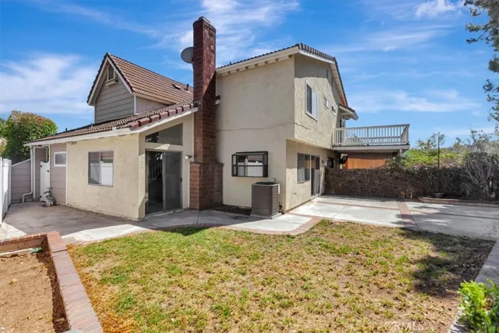 8409 E Amberwood Street, Anaheim Hills, California 92808