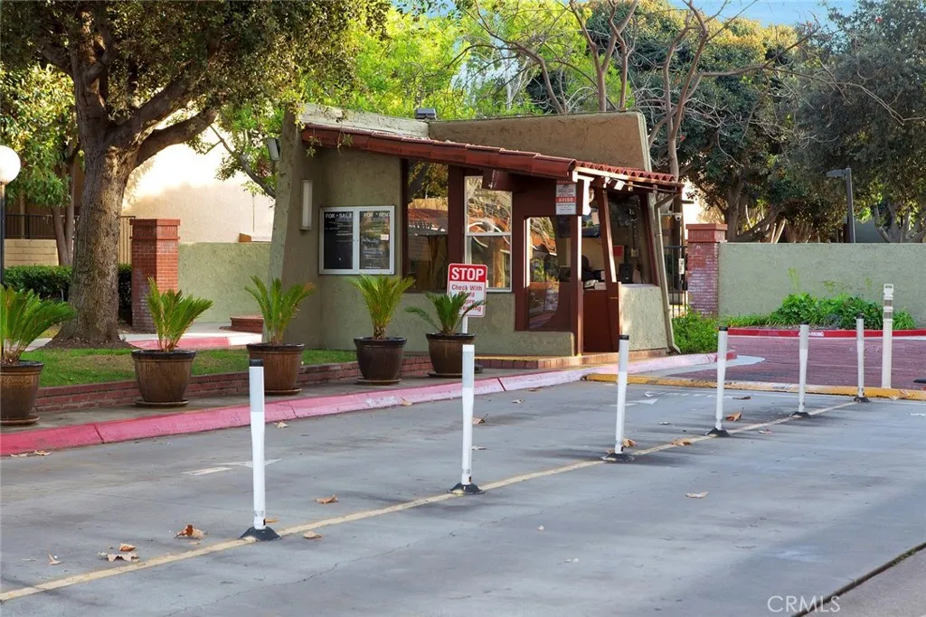 1030 W Macarthur Boulevard 132, Santa Ana, California 92707 home-pic-23