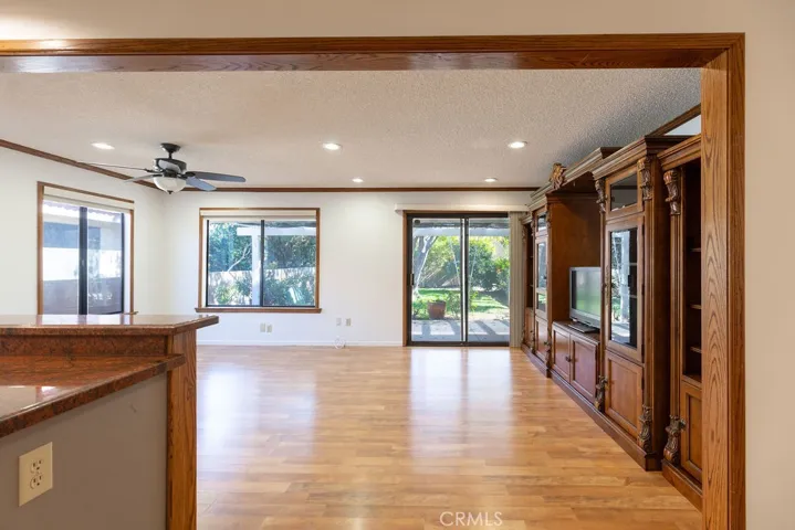 1130 Carob Court, Hemet, California 92545