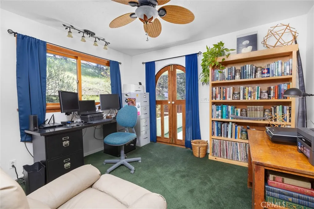 2015 Alturas Road, Atascadero, California 93422 home-pic-25