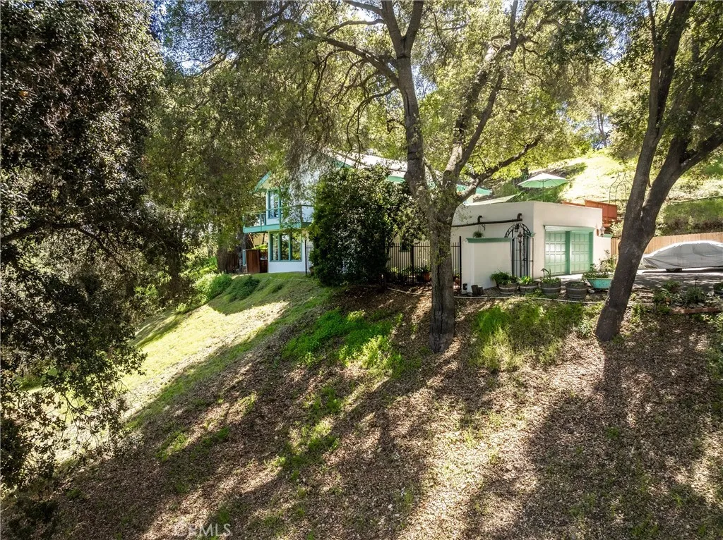 2015 Alturas Road, Atascadero, California 93422 home-pic-7