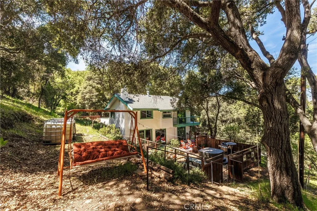 2015 Alturas Road, Atascadero, California 93422 home-pic-34