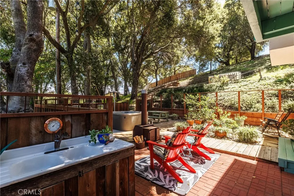 2015 Alturas Road, Atascadero, California 93422 home-pic-33